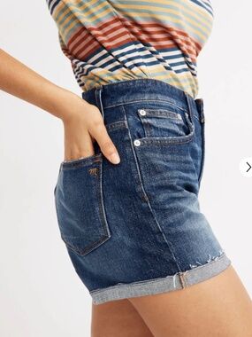 Madewell Curvy High-Rise Denim Shorts - Size 24